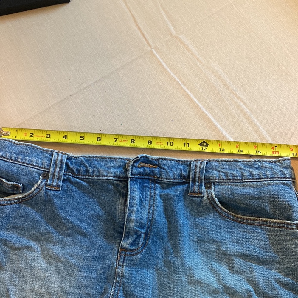 Jean Shorts - Picture 5 of 6